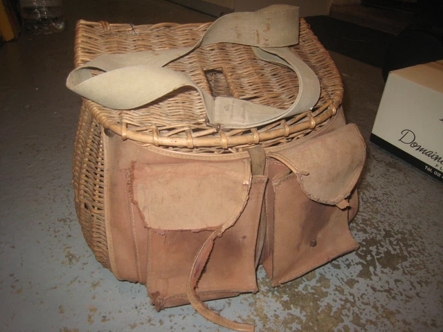 ANCIEN PANIER DE PÊCHE EN OSIER LANIERE CUIR Modèle galbé / BON ETAT EUR 57,00 - FR