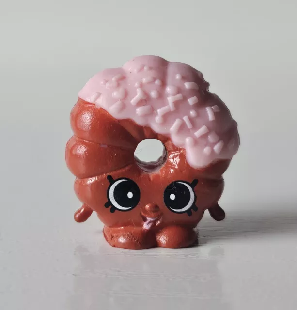 Shopkins Dippy Donut Pink Brown Figurine Toy Moose Pre-Owned AUS Seller