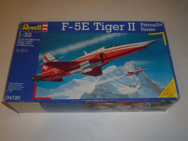 #7628 Northrop F-5 E Tiger II "Patrouille Suisse" 1:32 Revell 04720 "Rarität!"