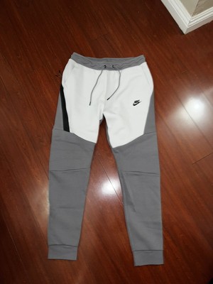 nike tech fleece gunsmoke grey