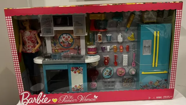 Barbie GBG53 Pioneer Woman Ree Drummond Kitchen Pack Set