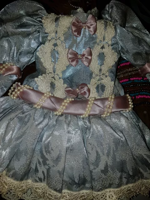ROBE pr POUPEE JUMEAU   ou autre ancienne de 45 à 55 cm 2