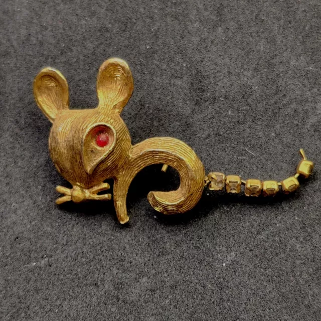 Vtg MCM  stylized Mouse Brooch Pin Moving Tail Red Rhinestone Eyes Gold Tone