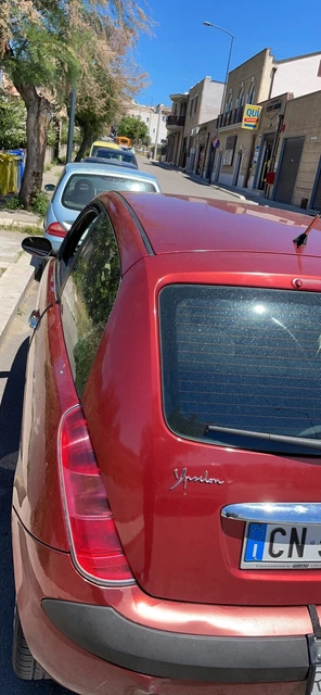 Lancia Ypsilon