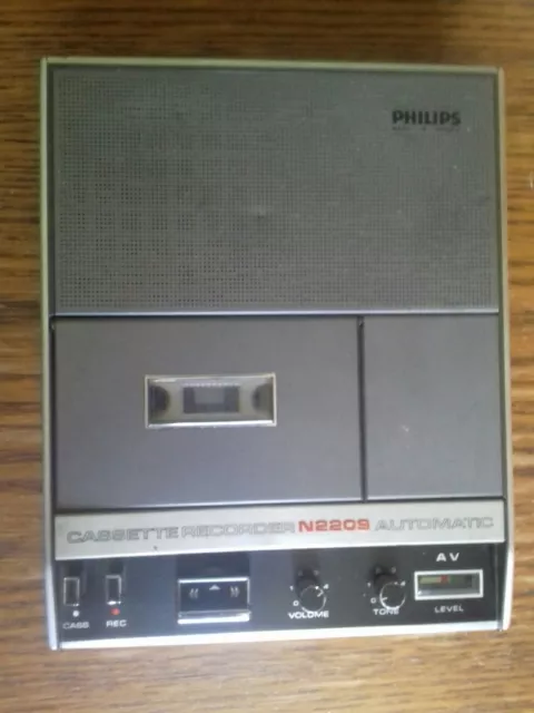 Vintage magnétophone cassette Philips N 2204 avec housse et boite 3
