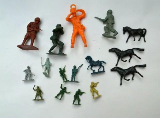 307pcs Figurines et accessoires militaires, Base militaire Set de guerre  Soldats de jeu Accessoires de champ de bataille pour Stocking Stuffers  Party Favor