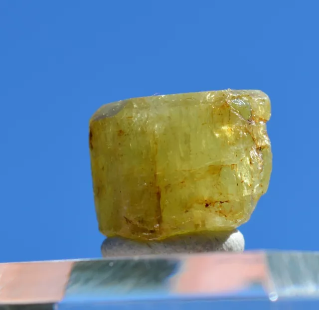 Fluorapatite 5.5 grammes - Imilchil, Midelt Province, Drâa-Tafilalet, Maroc