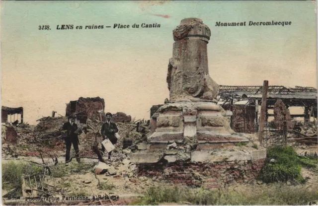 CPA Military War LENS in ruins Place du Cantin (999918)