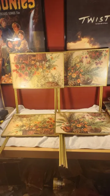 Folding 4 TV Trays Mid Century W/ Stands Floral Pattern