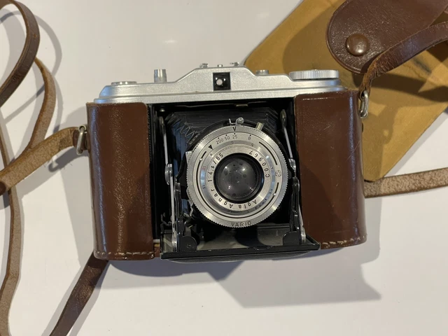 Vintage AGFA ISOLETTE Folding Camera in Leather Case