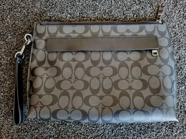 Coach Carryall Pouch