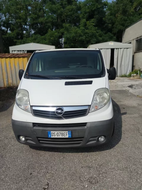 opel vivaro 2008