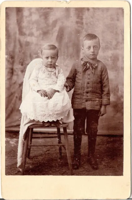 CAB photo Niedliche kleine Kinder - Österreich um 1900