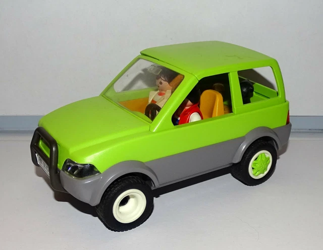 PLAYMOBIL LA VOITURE DE VILLE VERTE AVEC 2 PERSONNAGES et 2 CHIENS - 2 ADULTES