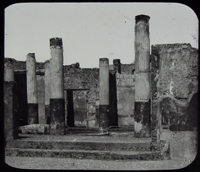 Glass Magic Lantern Slide POMPEII HOUSE OF NIOBE C1910 PHOTO ITALY