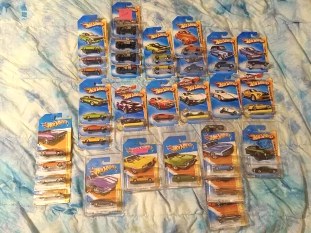 Hot Wheels 2009-10-11 & 12 New Models Lot of (32), Please See Listing