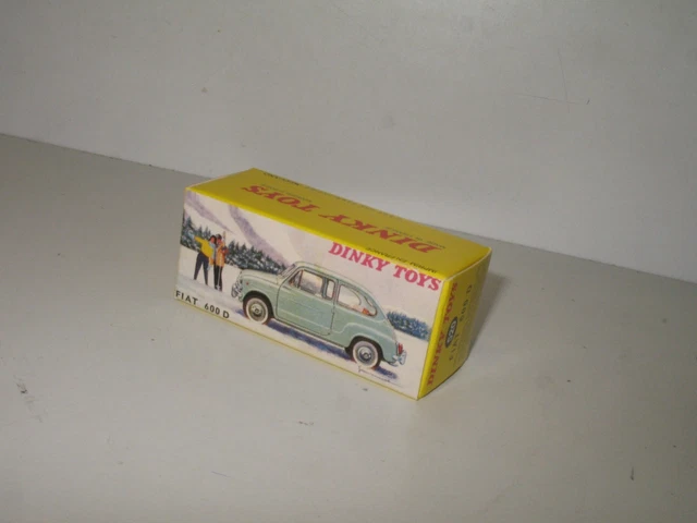 Dinky Toys France N°520 - Fiat 600D Couleur Framboise - Miniature Ancienne En Boîte