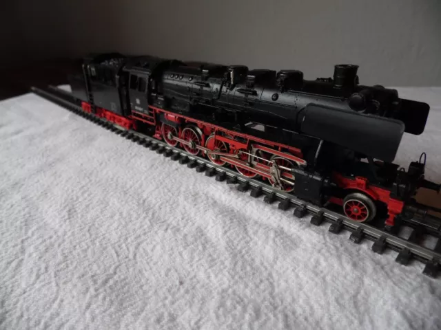 Märklin H0 3084: Schöne Dampflokomotive BR 050 082-7 der DB