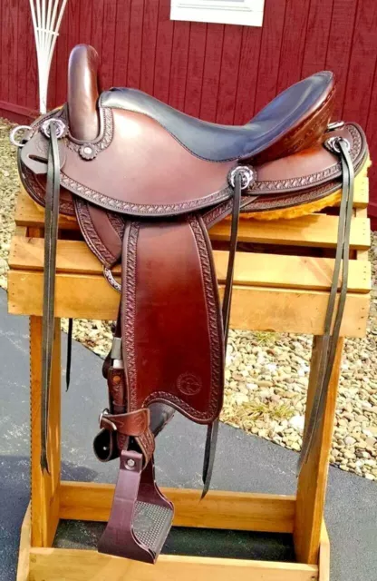 New Style Western Endurance leather saddle with cow Softy seat/ sizes 15" to 18"