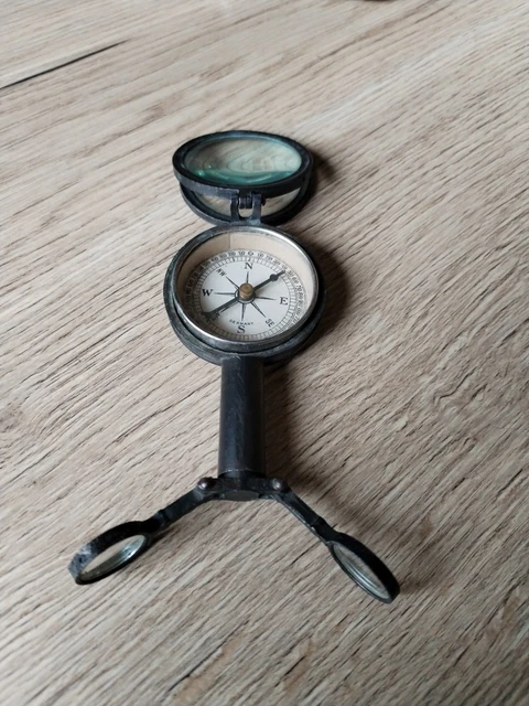 Boussole ancienne de poche - Collection