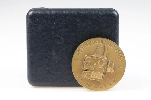 HASSELBLAD diez años en la Luna moneda bronce