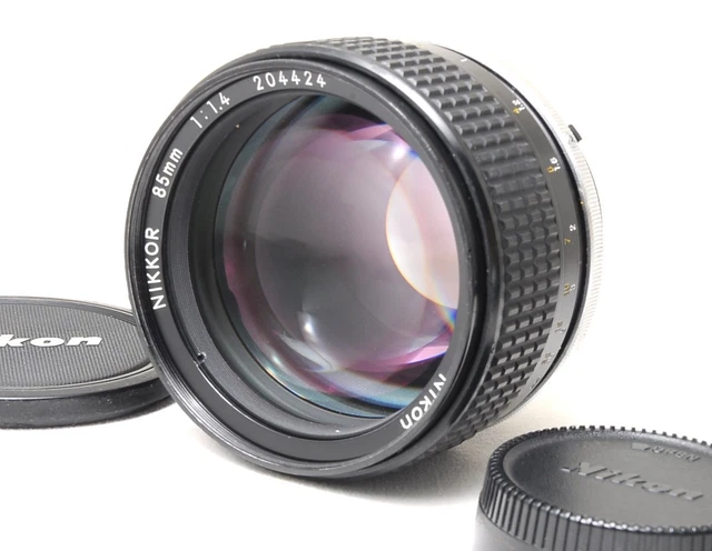 Nikon Zoom-Nikkor Ai-s Ais 4/25-50mm Zoomlens in Japan