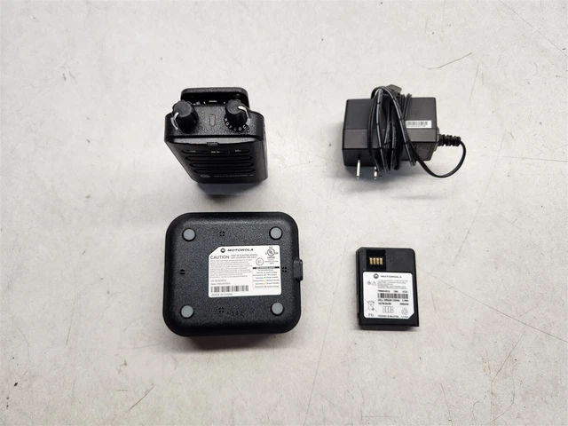 Minitor Vi Commercial Pager A03Jac8Ja2An Charging Cradle 2 Batteries