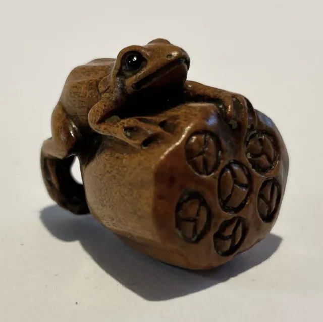 Antique Signed Japanese Carved Wooden Netsuke (Frog on a Lotus Pod)