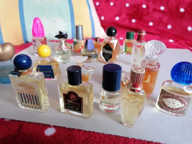 da collezione bottiglie mignon di profumo originali