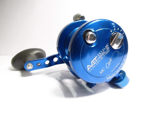 AVET REELS SXl5.3.1-MC CAST 右巻き