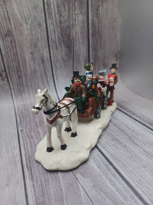 horse and sleigh figurine