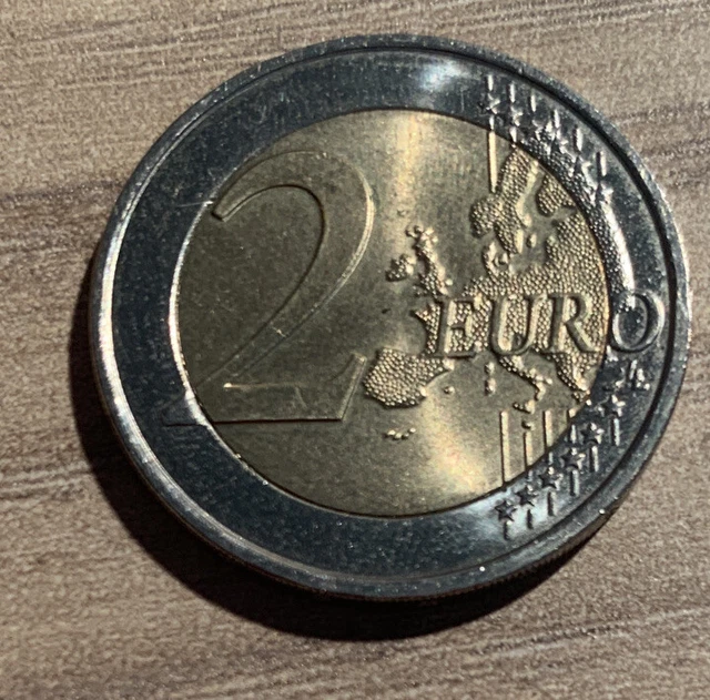 Pièce de 2 euros rare 2022  République Française 2