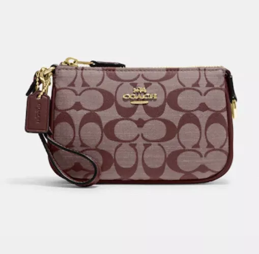 Boxed Nolita 15 in signature leather 😍 @Coach #coach #nolita15 #purse