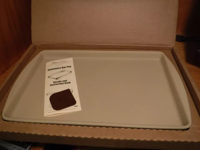 https://www.picclickimg.com/wnwAAOSwqw5lcUx2/NEW-Pampered-Chef-LARGE-175-x-11-STONEWARE.webp