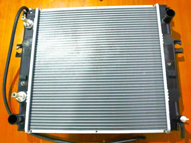 Radiator Suit Mitsubishi / Cat 10 To 20 Models