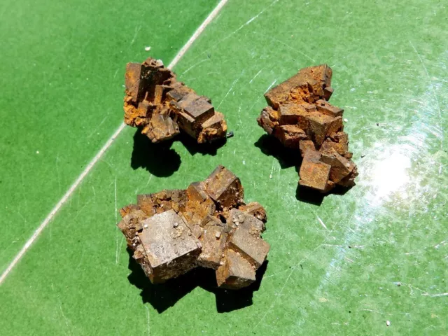 MINERALES " BONITAS PIRITAS PSEUDOMORFICA 3Uds.DE CARRATRACA(MALAGA)  -  6D16 "