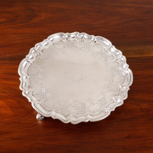 Robert Abercromby Georgian Sterling Silver Salver Pie Crust Rim Shell, Furl 1735