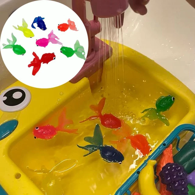 1x Soft Rubber Gold Fish Baby Bath Toys Durable Swimming Game Beach Kids O4X9