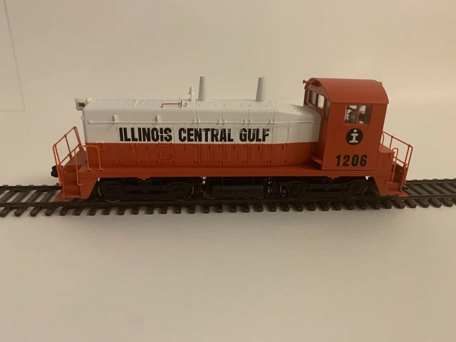 WALTHERS MAINLINE HO EMD SW7 ILLINOIS CENTRAL GULF #1206 Standard DC... NO SOUND
