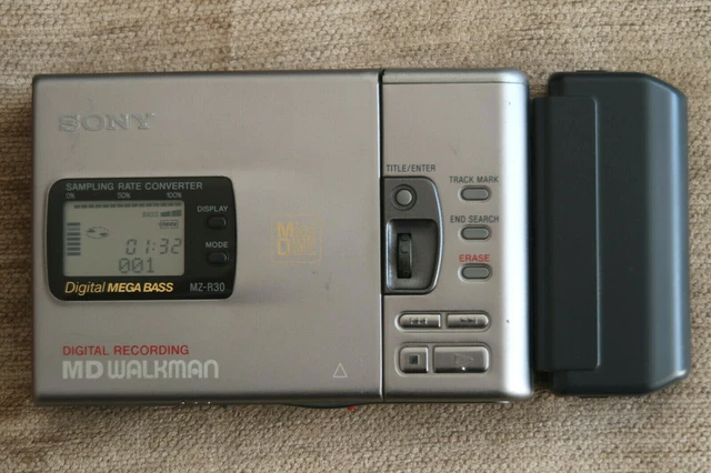 動作品 SONY MZ-R30 MD ウォークマン レコーダー - メルカリ