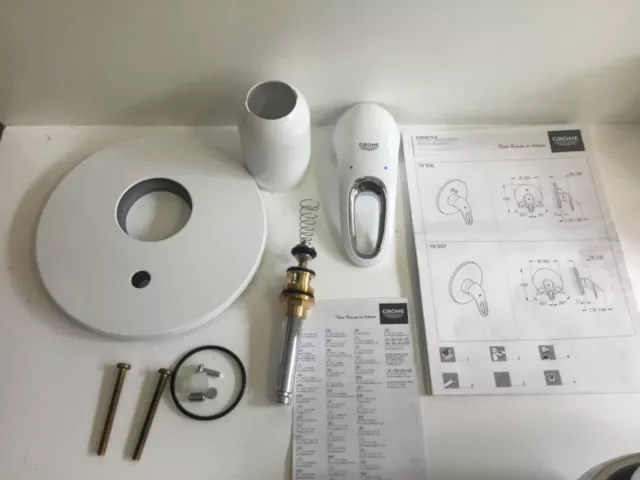 Grohe Eurostyle Wannenarmatur Moon White, Weiss/Chrom, Wannenmischer, 19506LS3