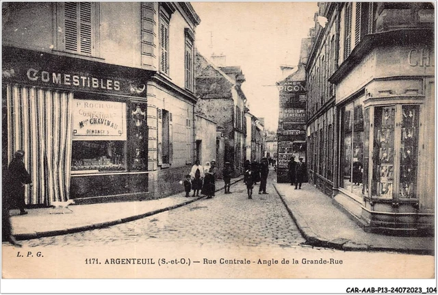 CAR-AABP13-95-1039 - ARGENTEUIL - rue centrale - angle de la grande-ru
