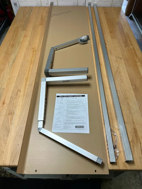 Carlisle FoodService Products 927207 Acrylic Adjustable Single Sneeze Guard