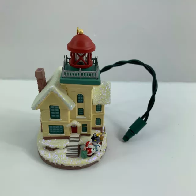 HALLMARK 2004 Lighthouse Greetings - #8 in Series - Magic Ornament -No Box