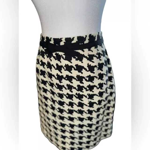 Kate Spade New York Houndstooth Print Knee-Length Skirt Size 10 Black and White
