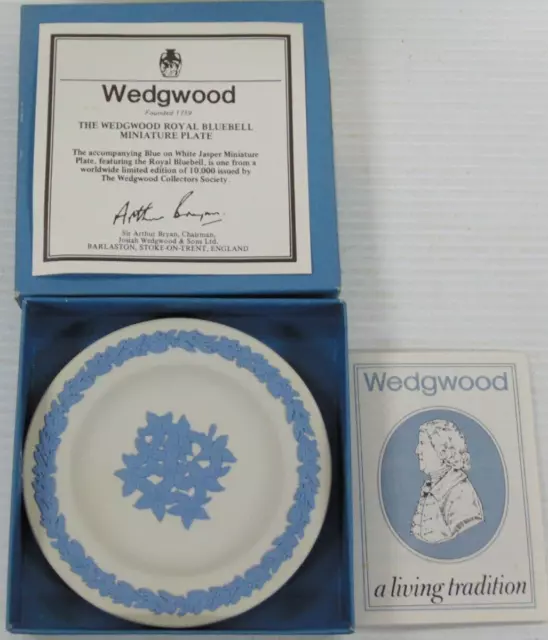 Wedgwood Jasper Ware Royal Bluebell Blue On White Round Tray Pin Dish TWCS