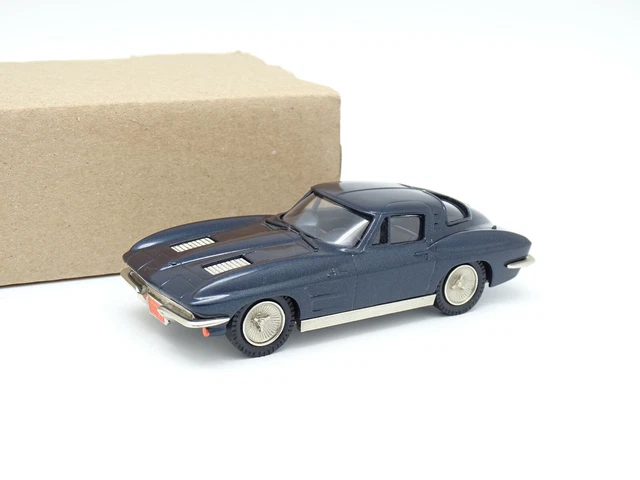 Miniature Chevrolet Corvette Stingray 1963 Rouge 1:43 - Edicola - Moulée Sous Pression - Neuf