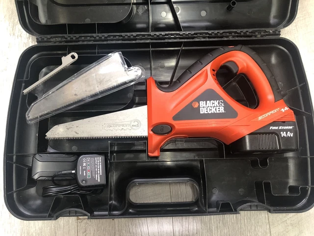 BLACK DECKER Electric Powered Scorpion Saw Cuts Wood Metal