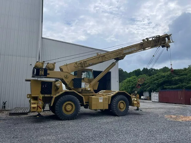 Grove Mobile Crane 30 ton