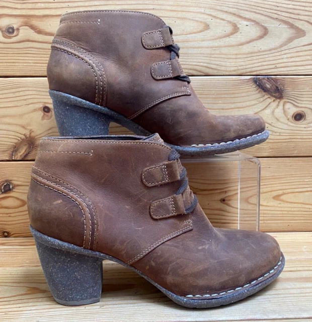 Clarks carleta sales lyon navy